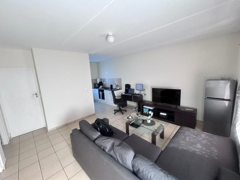 2 Bedroom Property for Sale in Parklands Western Cape